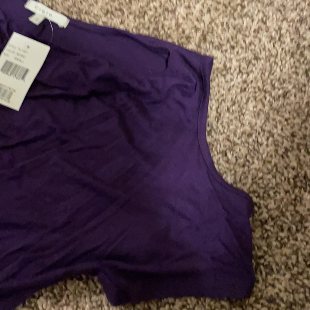 Purple Top - Picture 4 of 5